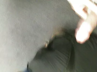 ג'וליה אן נישקה את איברי המין של סרט כחול חינם מנדי מיוז בחדר השינה.