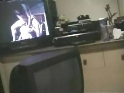 גברת בוגרת ג'ינג'ית חגגה את יום סרטים פנוגרפים האהבה.